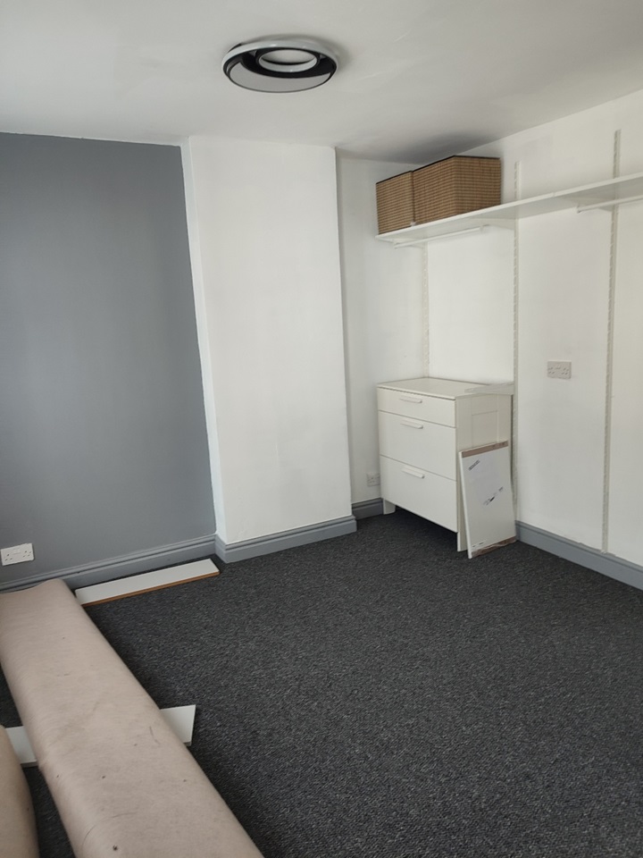 Selly Oak Studio Flat, Gibbins Road, B29 To Rent Now for £1,200.00 p/m