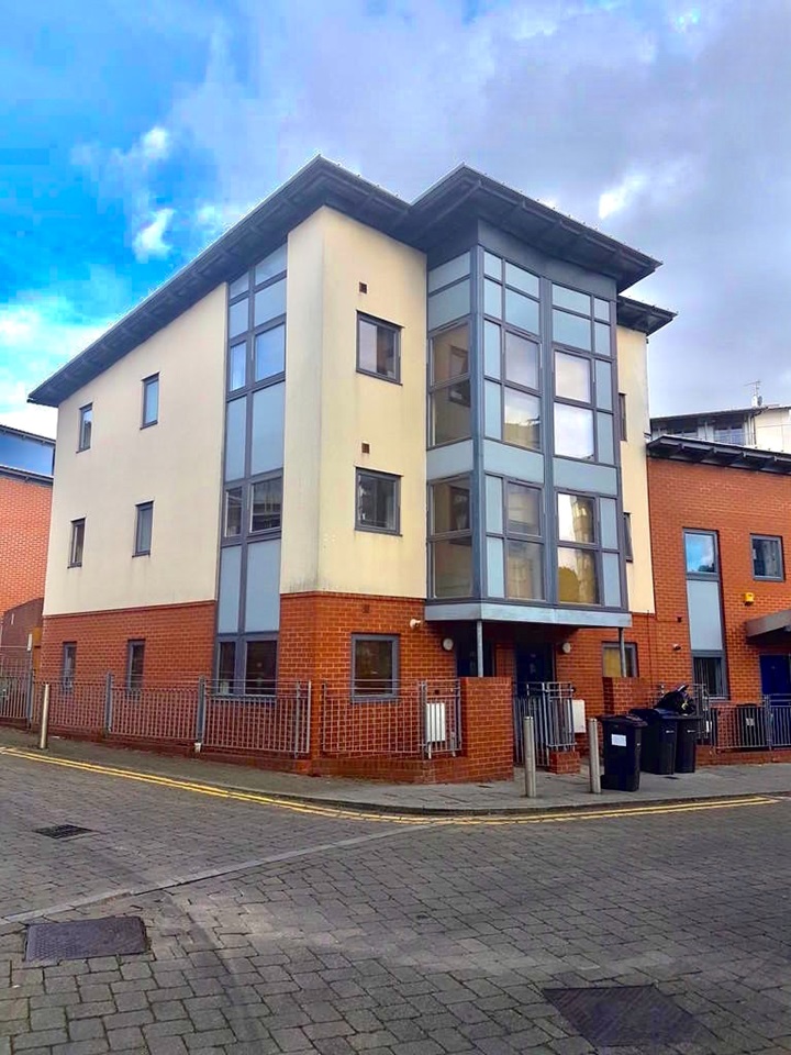 Birmingham 4 Bed Terraced House, Bell Barn Road, B15 To Rent Now