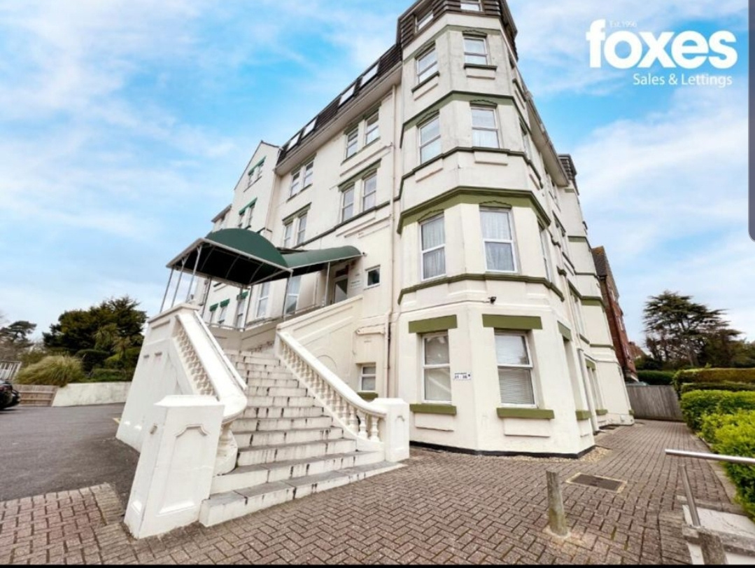 Bournemouth 1 Bed Flat, Carlton Court, BH1 To Rent Now for £850.00 p/m
