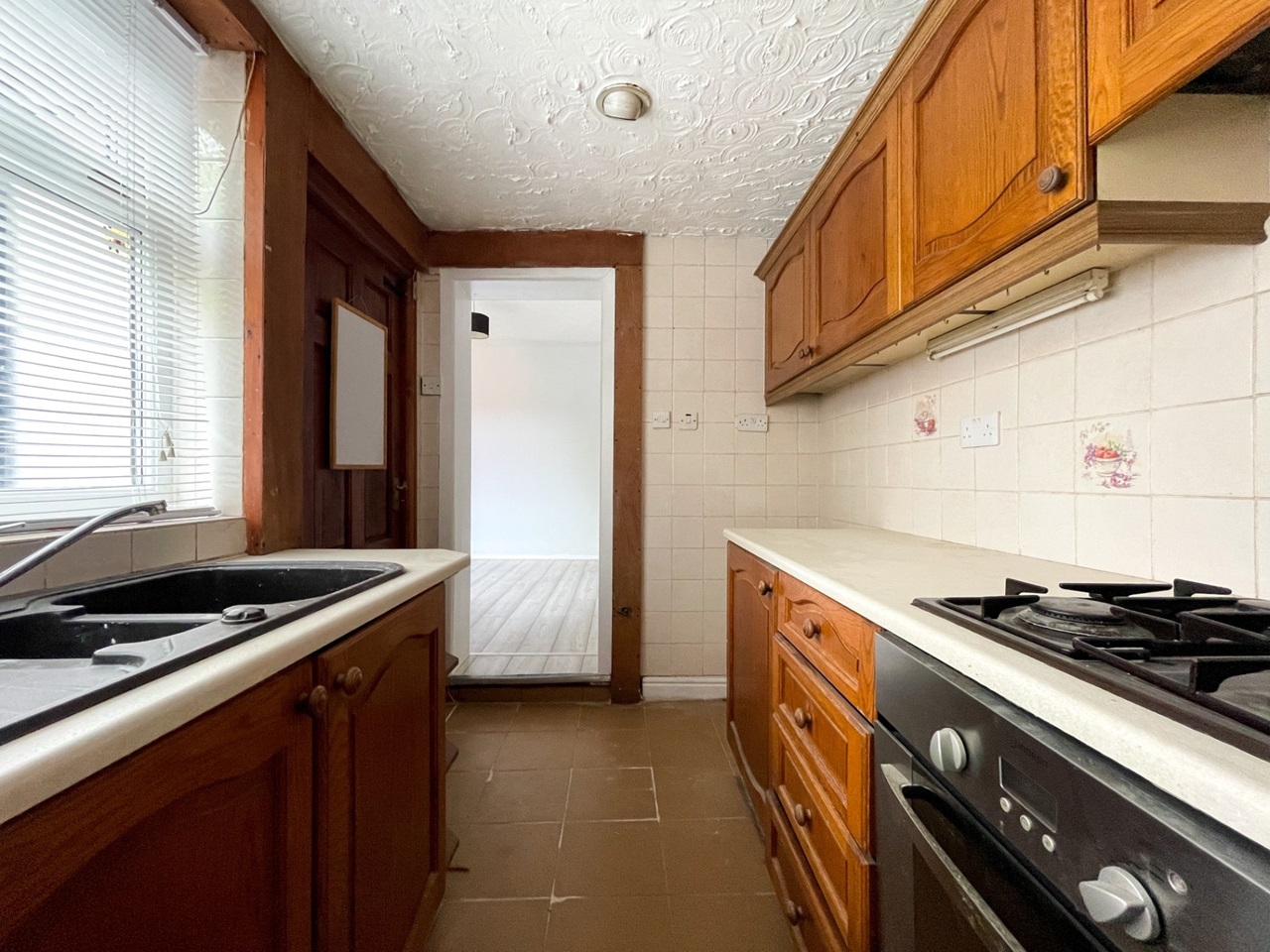 Salford 2 Bed Terraced House, Keswick Grove, M6 To Rent Now for £