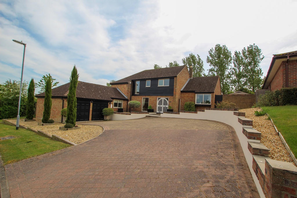 Bar Hill, Cambridge 5 Bed Detached House, The Fairway, CB23 To Rent