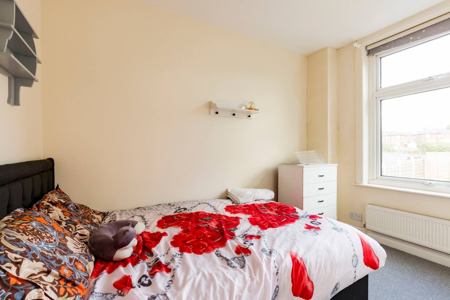 Dukinfield 3 Bed Terraced House, King Street, SK16 To Rent Now for