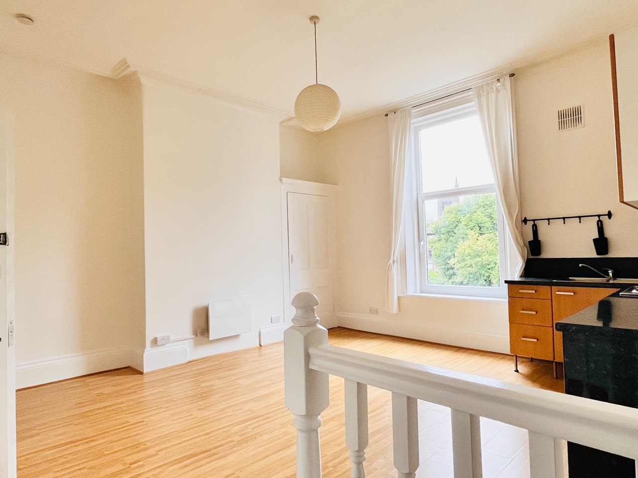 Waterloo, Liverpool 1 Bed Flat, Cambridge Road, L22 To Rent Now for