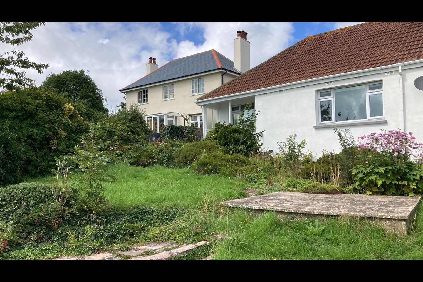 Brixham 3 Bed Bungalow, Gattery Lane, TQ5 To Rent Now for £1,200.00 p/m