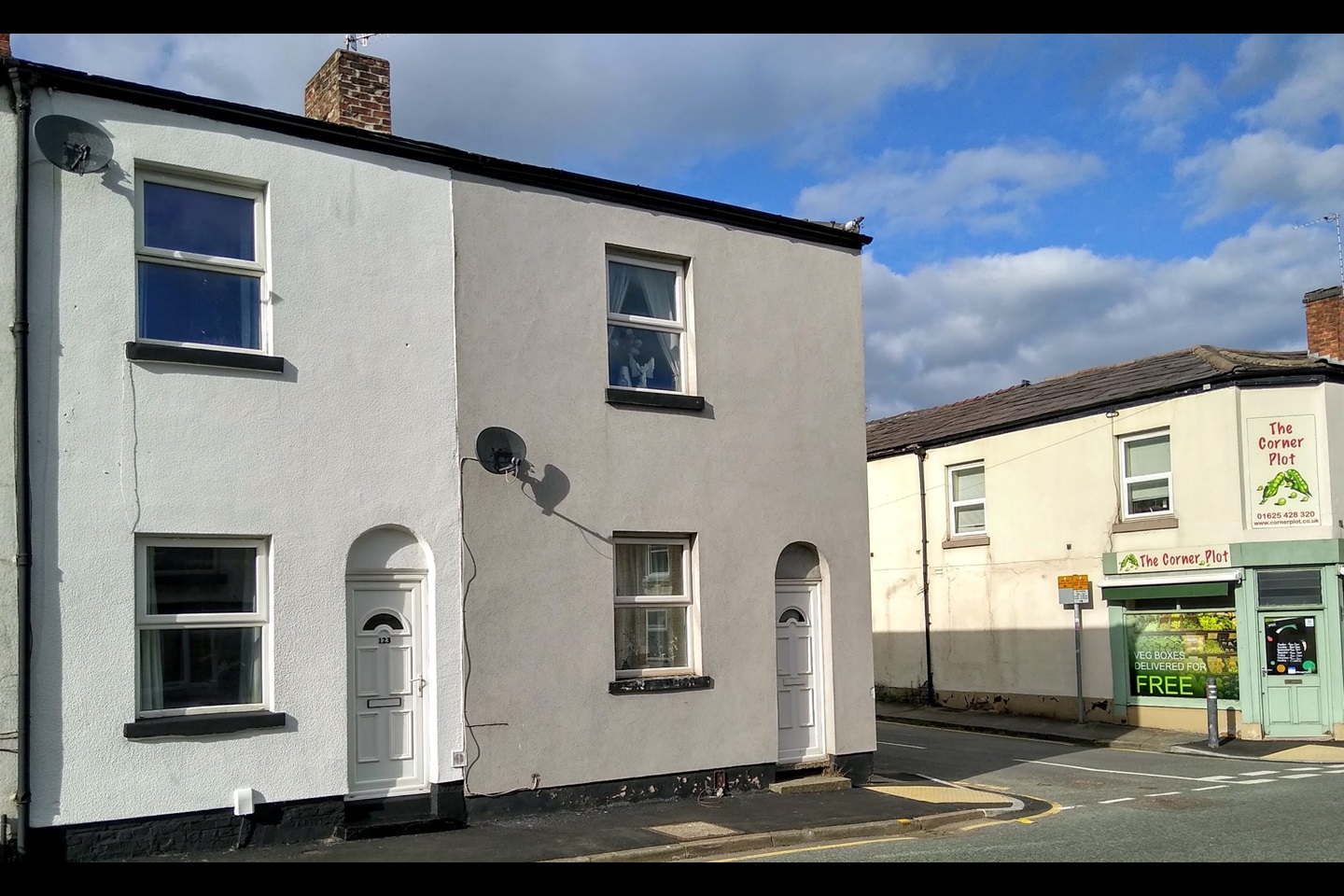 Macclesfield 2 Bed Terraced House, Park Lane, SK11 To Rent Now for