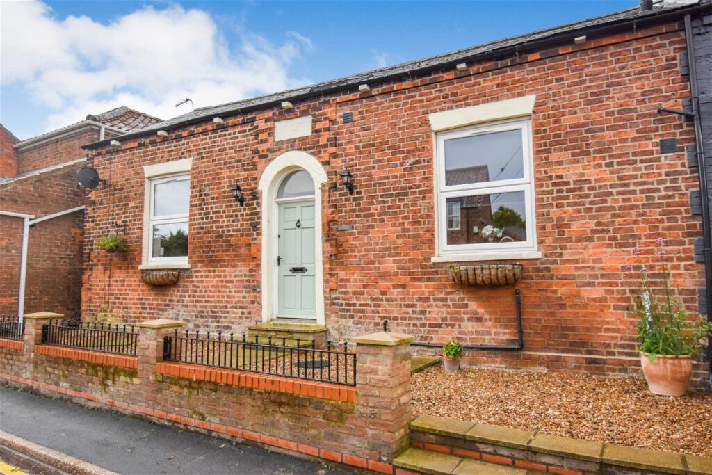 Goxhill, BarrowUponHumber 2 Bed SemiDetached House, Chapel Street