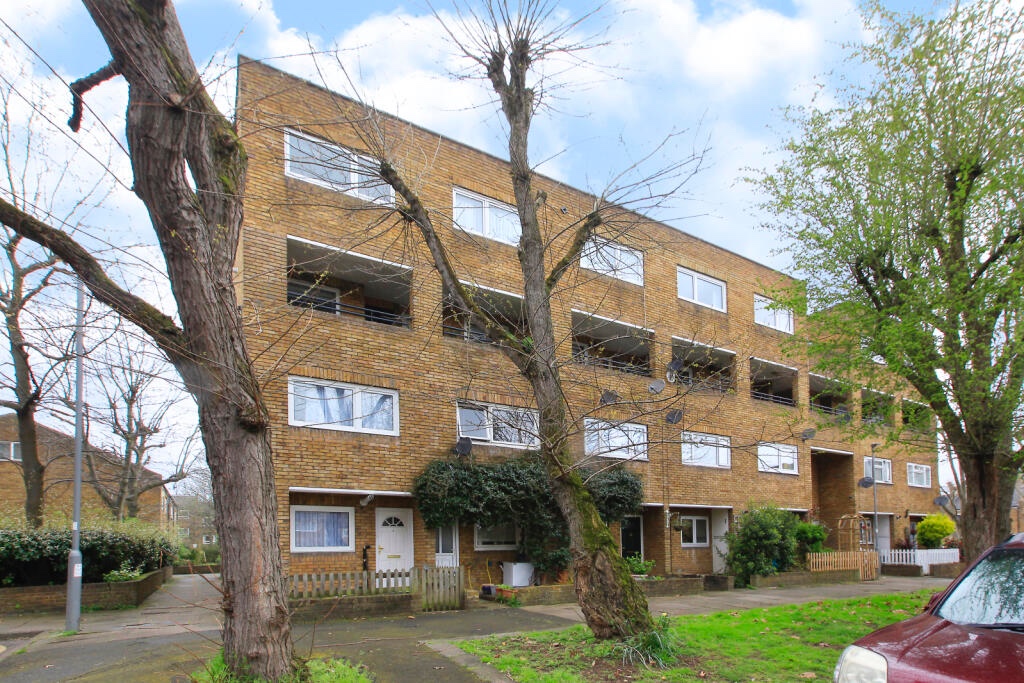 Wandsworth 2 Bed Garrick Close, SW18 To Rent Now for £