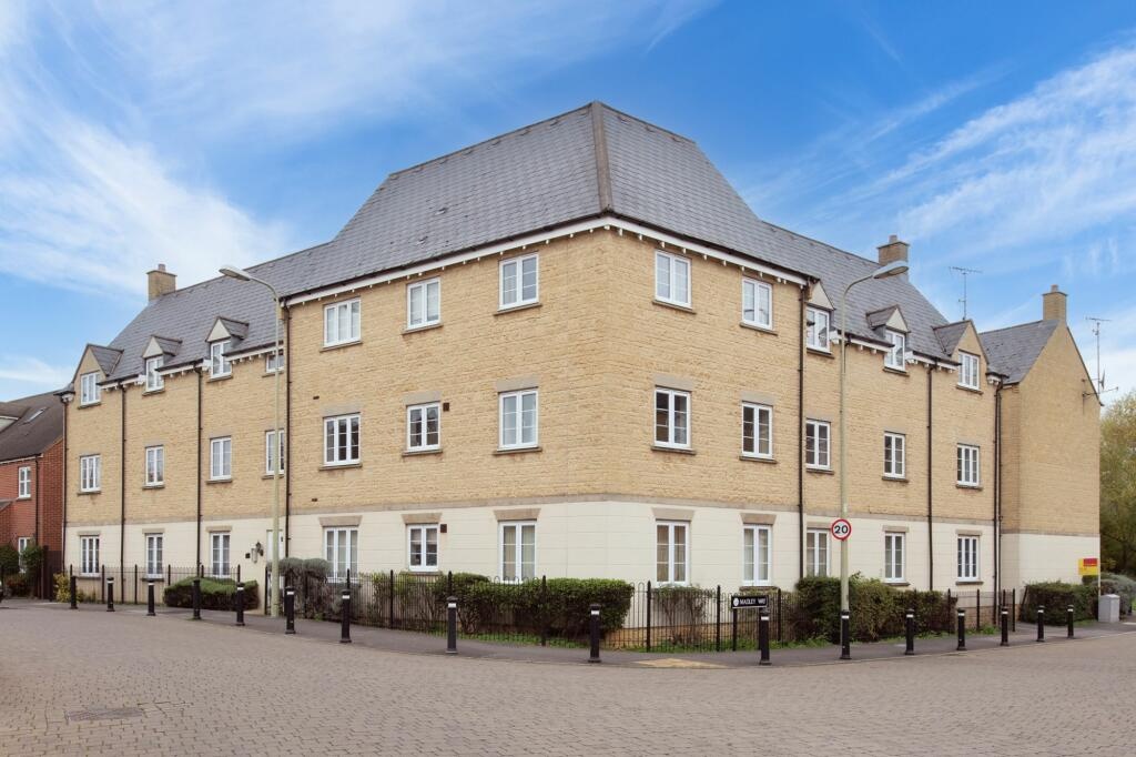 Witney 2 Bed Flat, Harvest Way, OX28 To Rent Now for £1,200.00 p/m