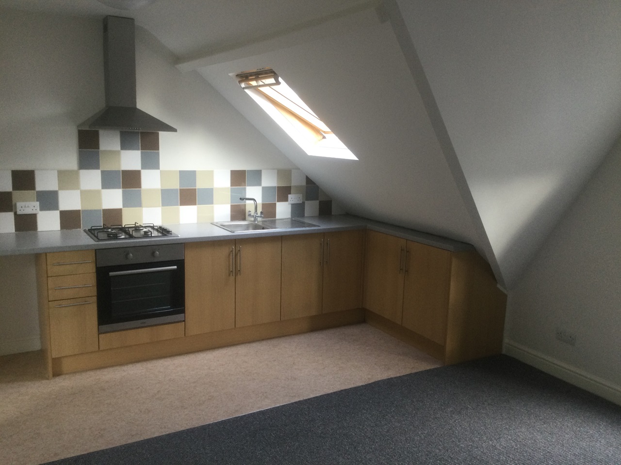 Bridlington 1 Bed Flat, Tennyson Avenue, YO15 To Rent Now for £495.