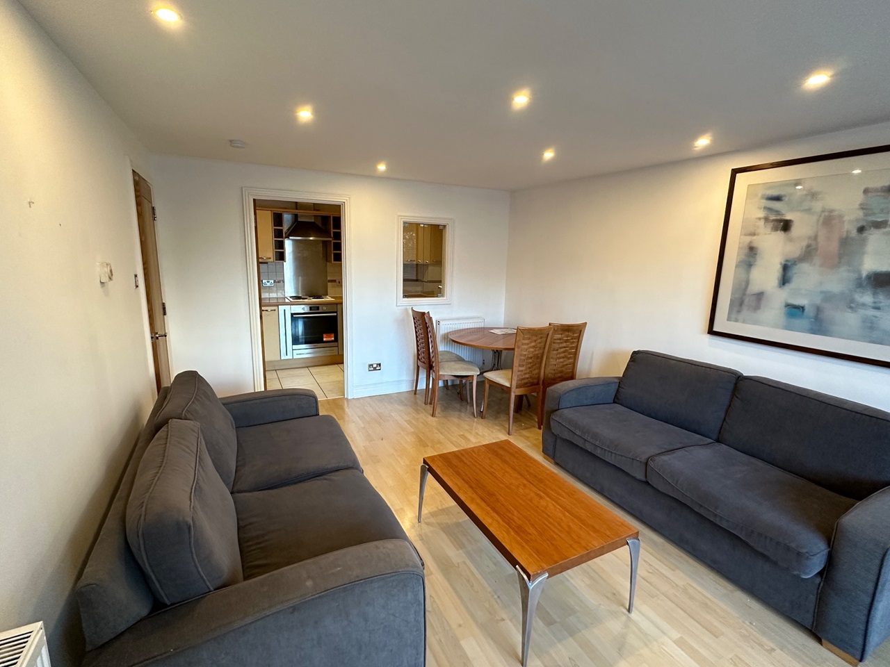 London 2 Bed Flat, Studley Court, E14 To Rent Now for £2,000.00 p/m