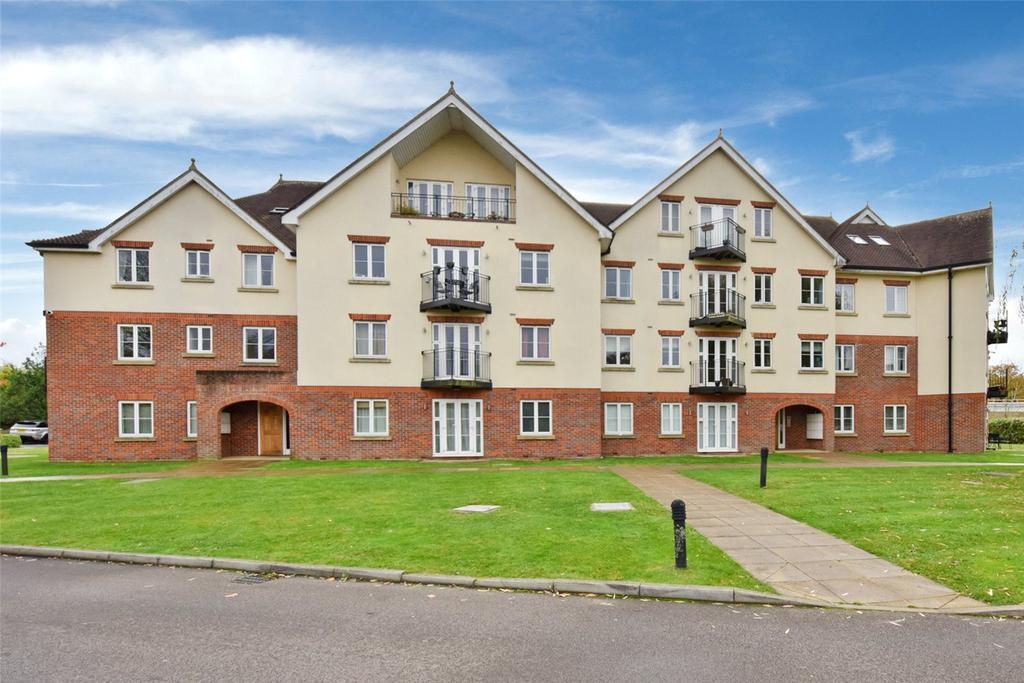 Slough 2 Bed Flat, Datchet Road, SL3 To Rent Now for £1,750.00 p/m