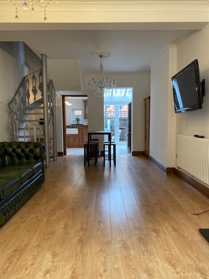 Manchester 3 Bed Terraced House, Leigh Street, M4 To Rent