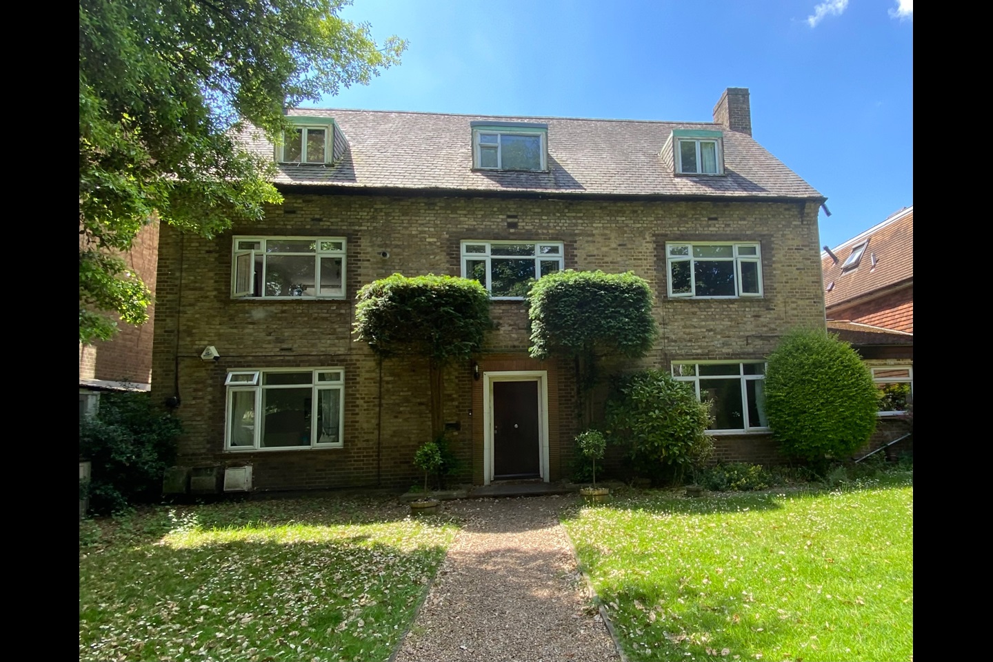 London 1 Bed Flat, Princes Way, SW19 To Rent Now for £1,750.00 p/m