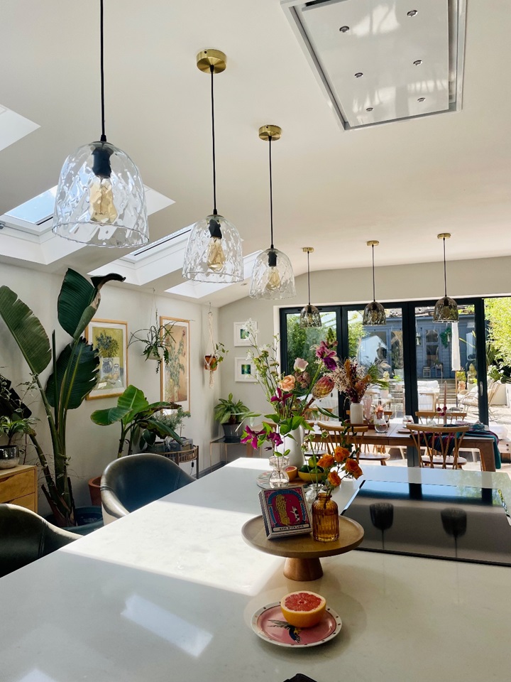 London 3 Bed SemiDetached House, Wellesley Road, E11 To Rent Now