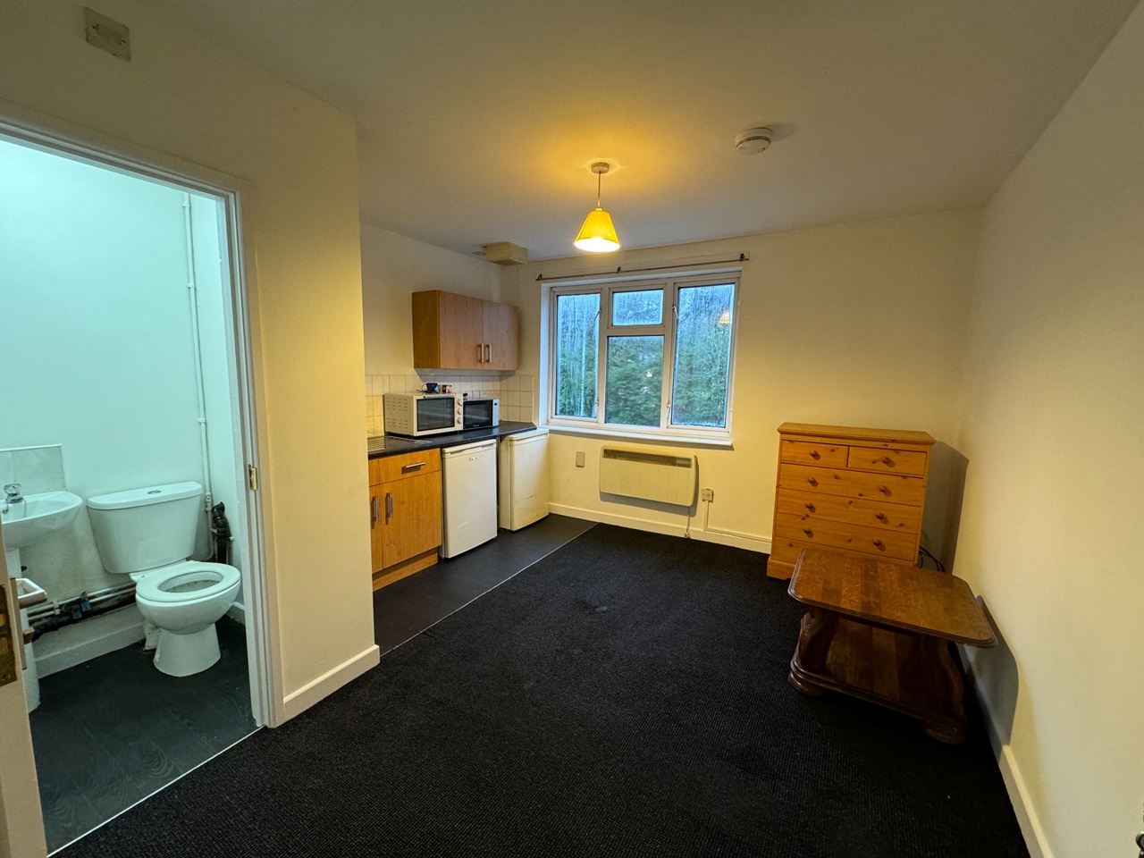 Wolverhampton Studio Flat, Bushbury Lane, WV10 To Rent Now for £550