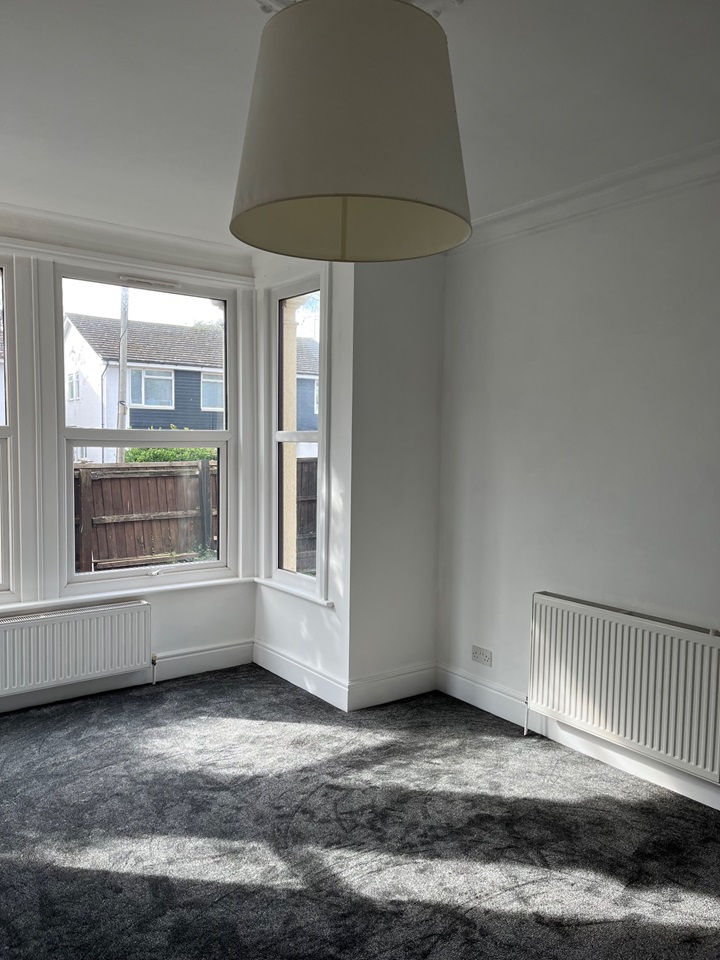 Shoebury 2 Bed Flat, Shoebury, SS3 To Rent Now for £1,100.00 p/m