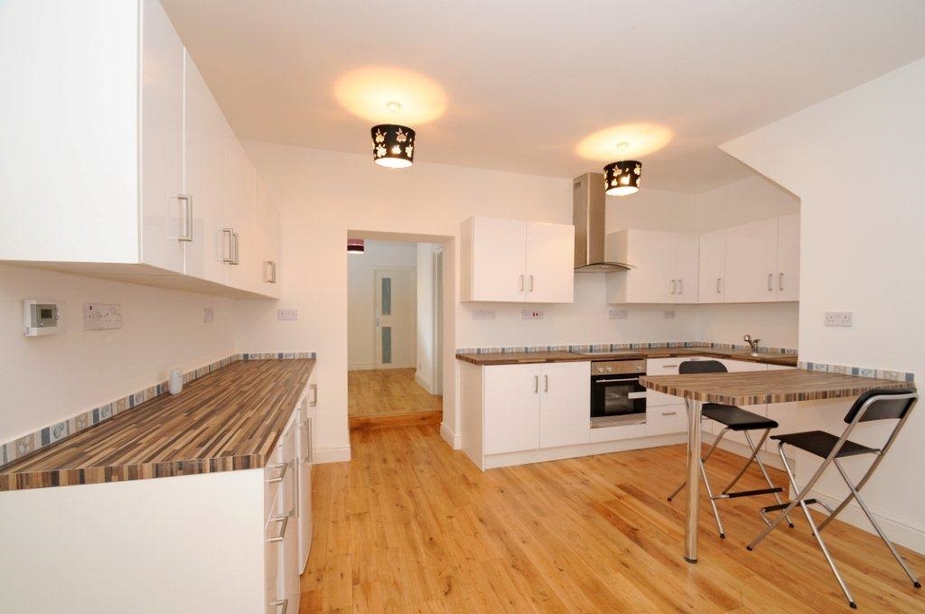London 3 Bed Flat, Hornsey Road, N7 To Rent Now for £2,250.00 p/m