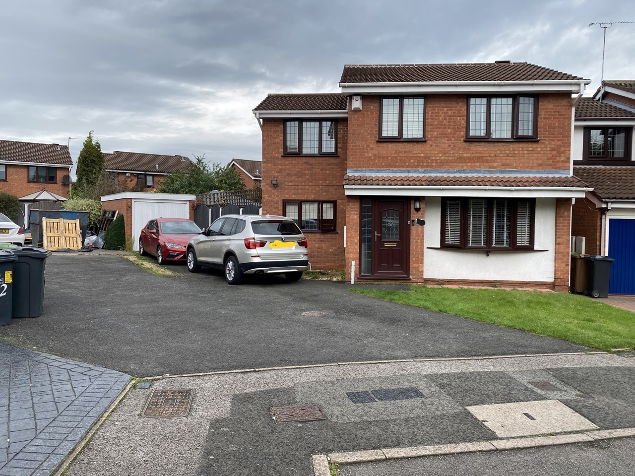 Darlaston, Wednesbury 4 Bed Detached House, Taryn Drive, WS10 To