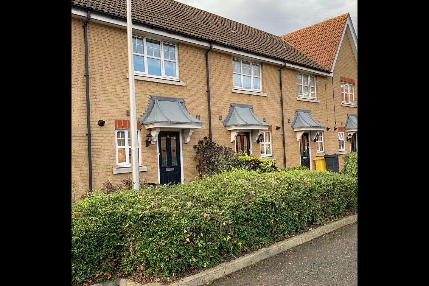 Ilford 2 Bed Terraced House, Piper Way, IG1 To Rent Now for £1,800.