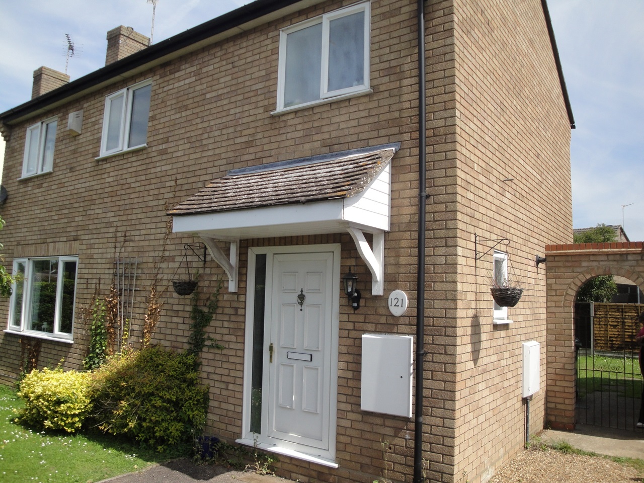 Sawtry, Huntingdon 4 Bed Detached House, Green End Road, PE28 To