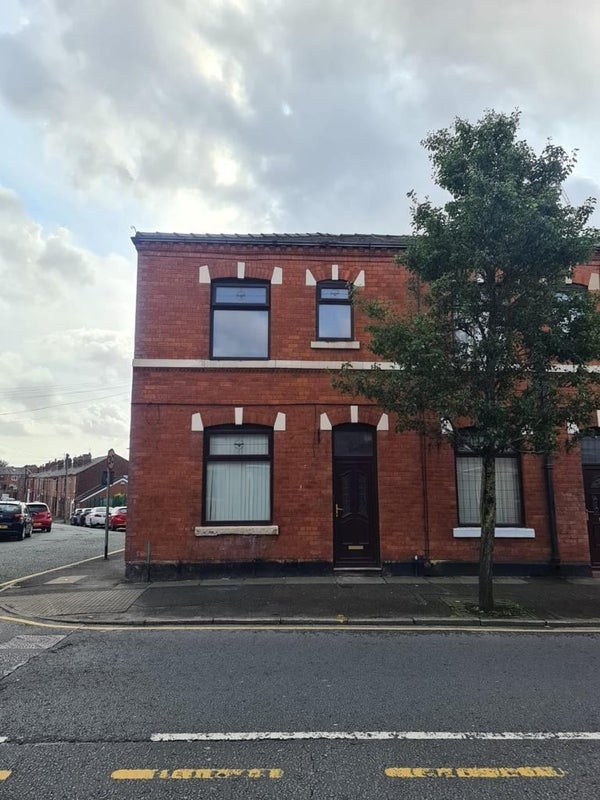Wigan 3 Bed End Terrace, Darlington Street East, WN1 To Rent Now