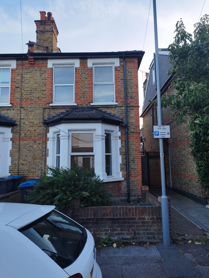 Surrey 2 Bed SemiDetached House, Cleaveland Road, KT6 To Rent Now
