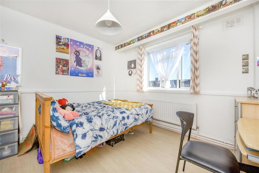 London Room in a Shared House, Hartley House, SW15 To Rent Now for