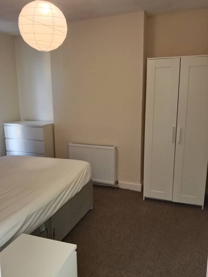 Margate Room in a Shared House, Oxford Street, CT9 To Rent Now for