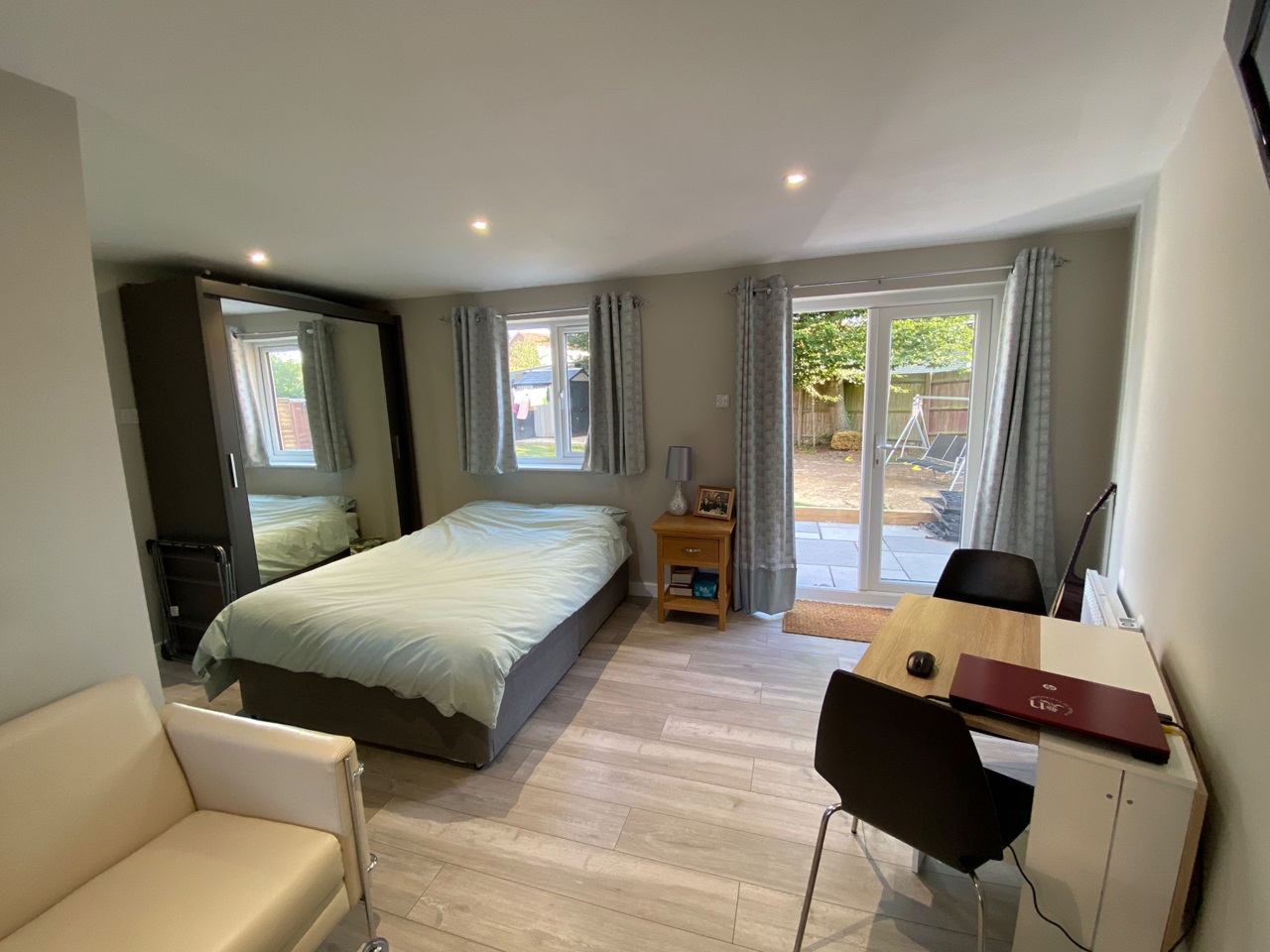 Crawley Studio Flat, Deerswood Road, RH11 To Rent Now for £995.00 p/m