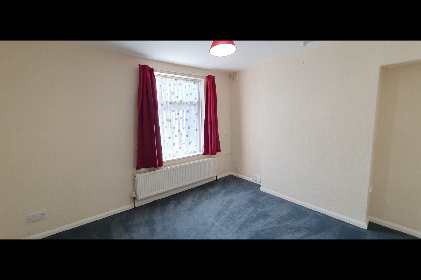 Pleasley, Mansfield 1 Bed Flat, Chesterfield Road North, NG19 To