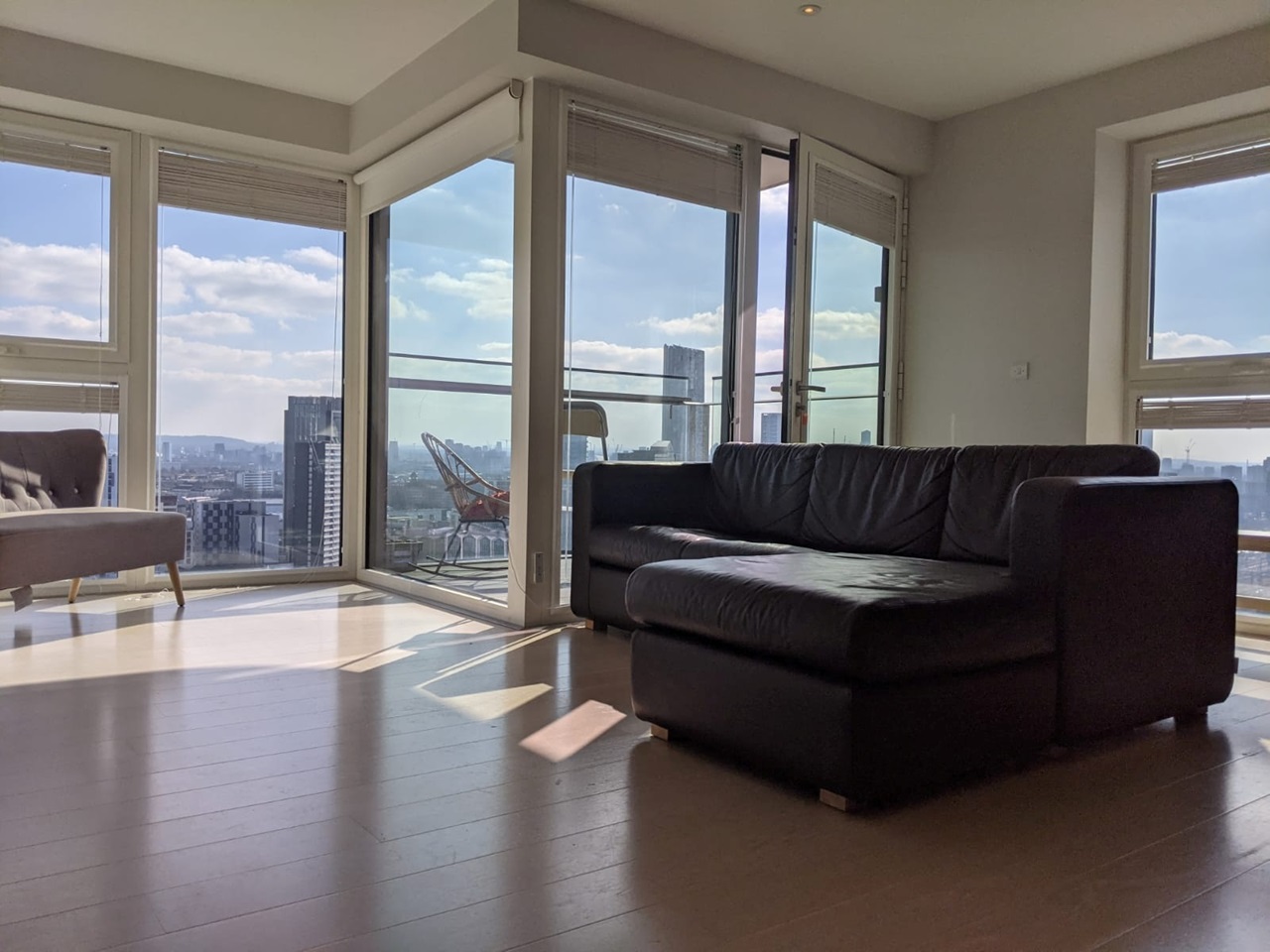 London 2 Bed Flat, Glasshouse Gardens, E20 To Rent Now for £2,700.