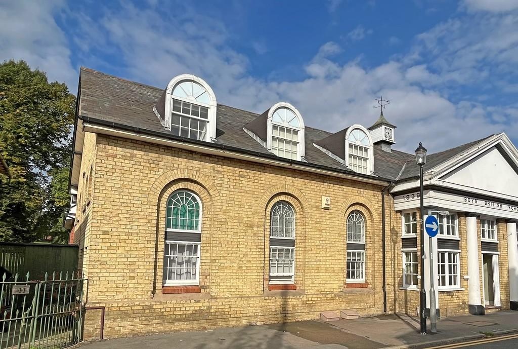 Saffron Walden 2 Bed Flat, East Street, CB10 To Rent Now for £1,400
