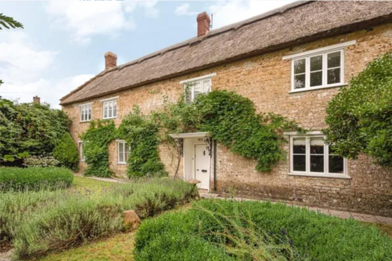 Misterton, Crewkerne 5 Bed Detached House, Silver Street, TA18 To