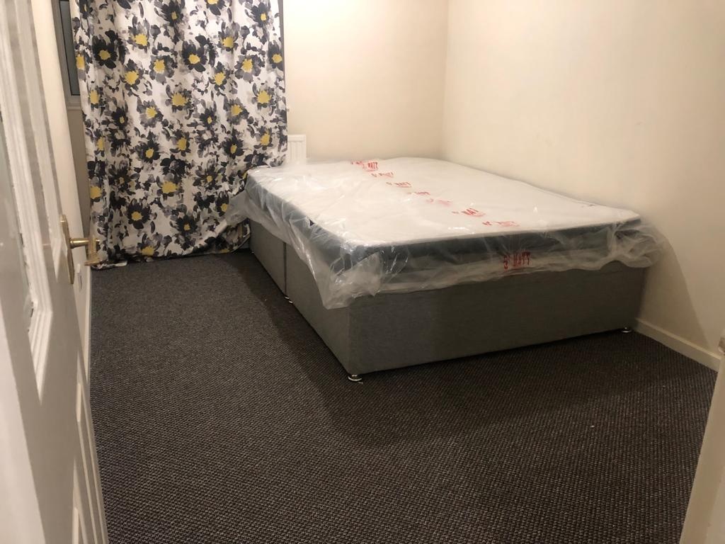 Corby Room in a Shared House, Corby, NN18 To Rent Now for £475.00 p/m