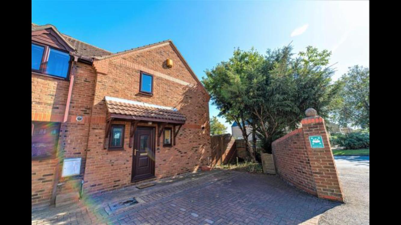 Ramsey, Huntingdon 2 Bed End Terrace, Rivermill Apartments, PE26 To