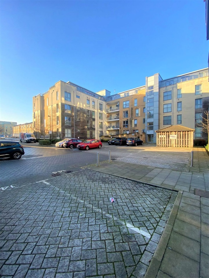 Edgware 2 Bed Flat, Edgware, HA8 To Rent Now for £1,750.00 p/m