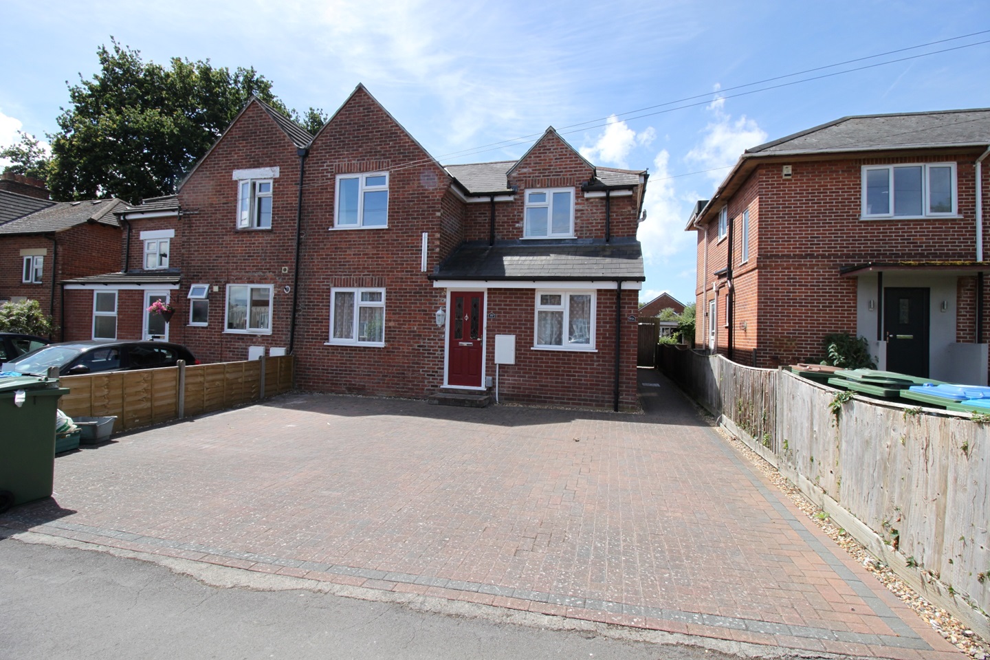 Southampton 3 Bed Flat, Mayfield Road, SO17 To Rent Now for £1,530.