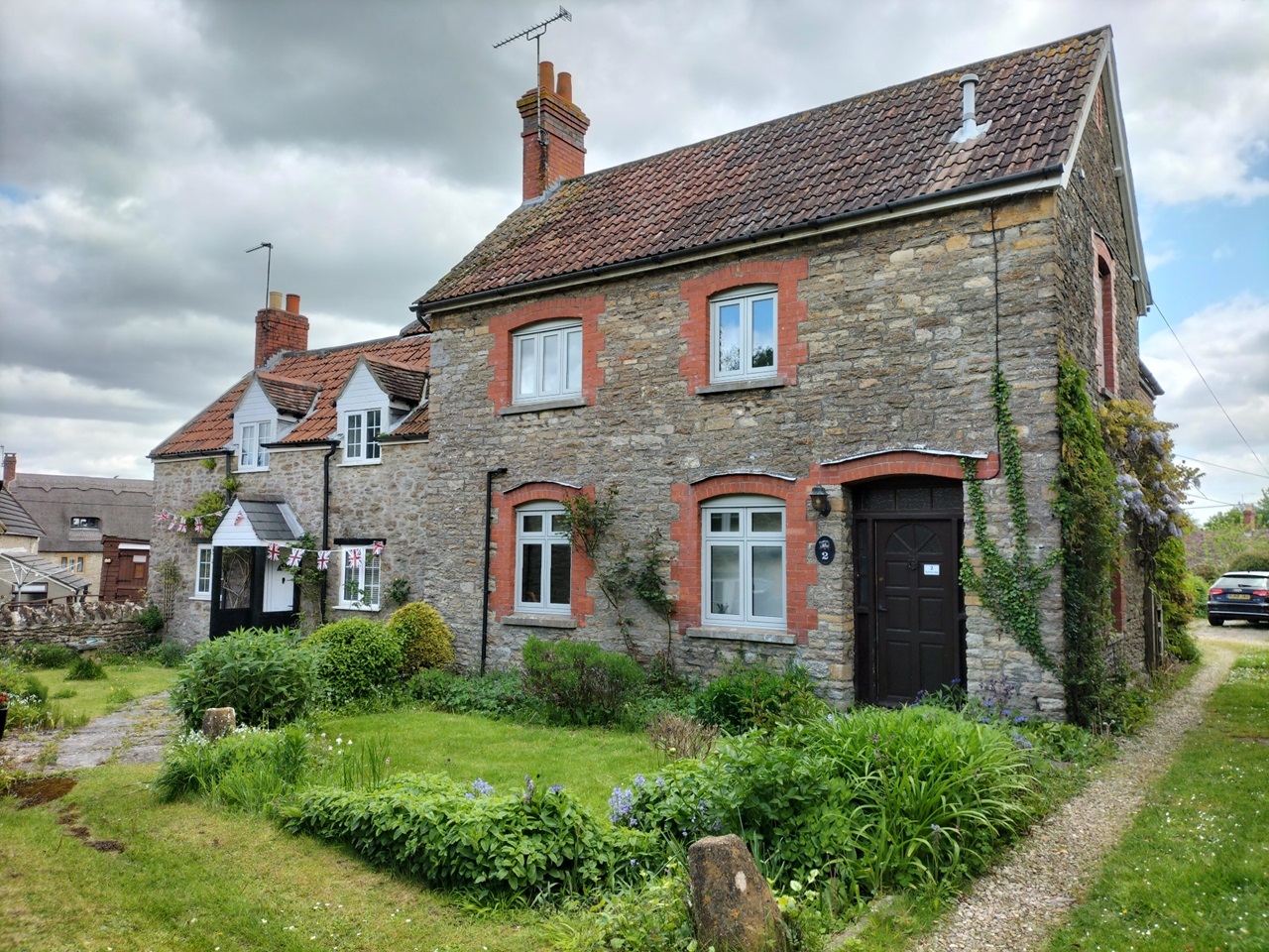 Sherborne 3 Bed SemiDetached House, Station View, DT9 To Rent Now