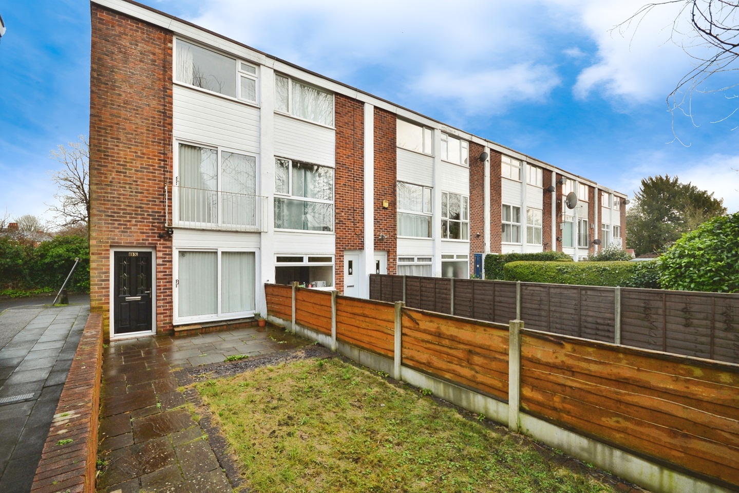 Cheadle 2 Bed End Terrace, Greenvale Drive, SK8 To Rent Now for £