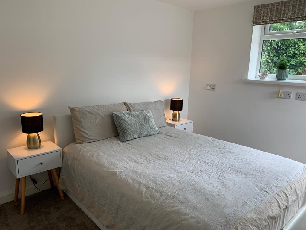 Stoke Poges Room in a Shared House, Elderfield Road, SL2 To Rent