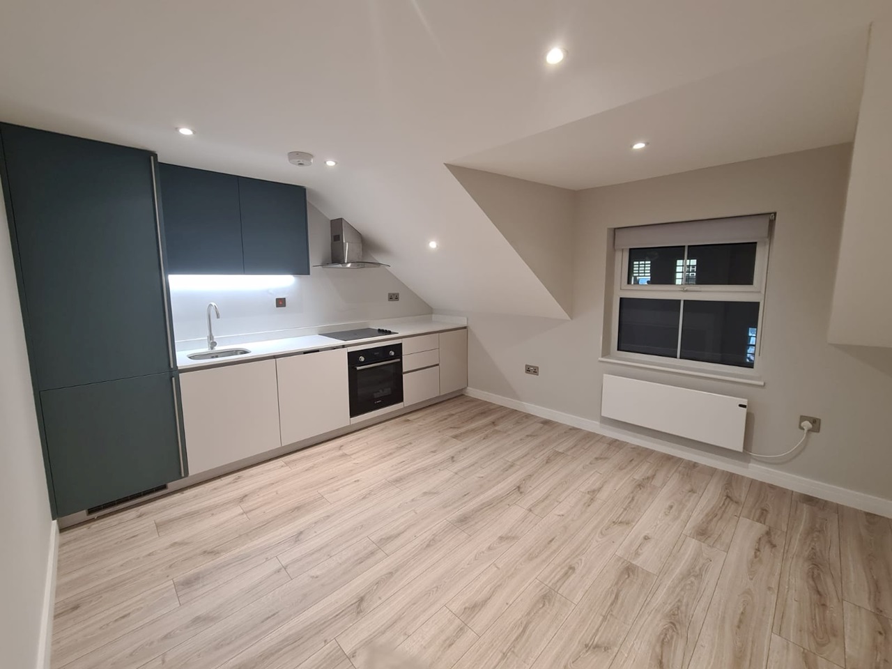 Borehamwood 1 Bed Flat, Theobald Street, WD6 To Rent Now for £800.