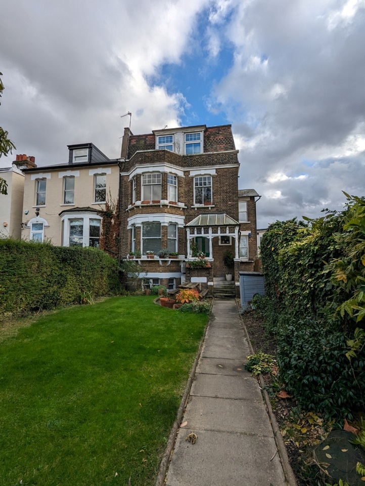 London 1 Bed Flat, Streatham, SW16 To Rent Now for £1,400.00 p/m