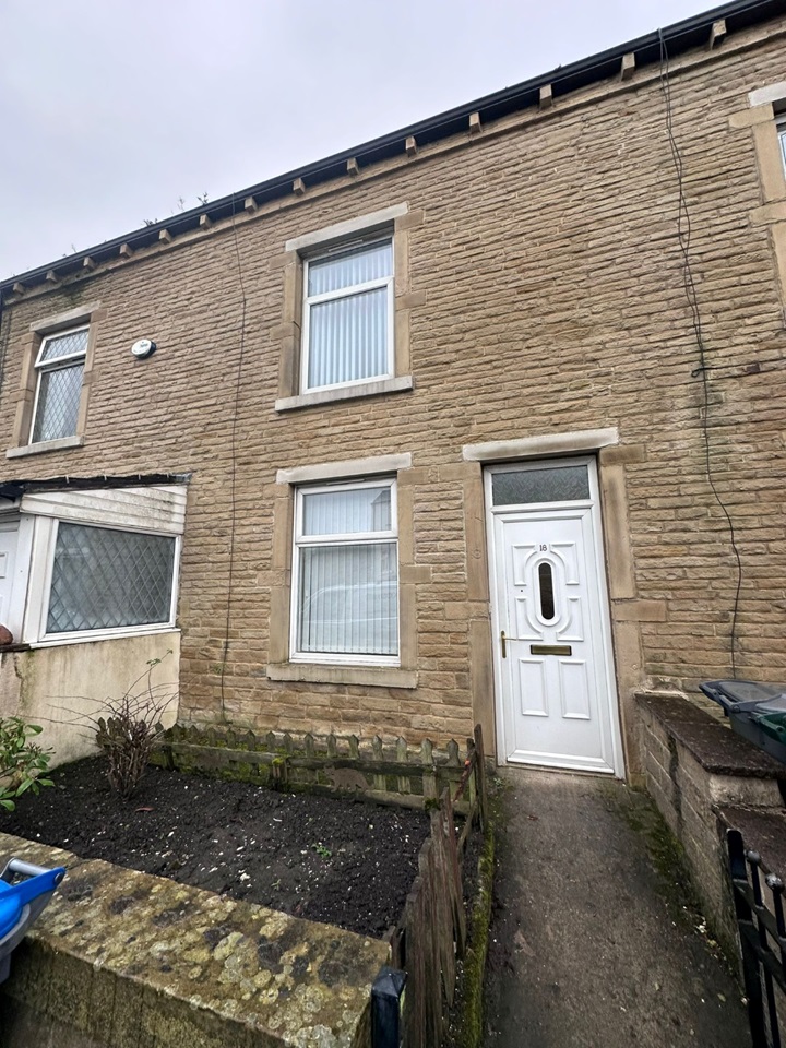 Bradford 4 Bed Terraced House, Dawson Mount, BD4 To Rent Now for £