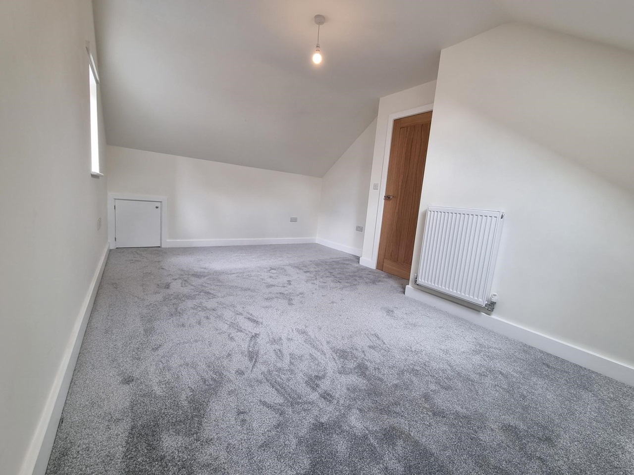 Oswestry 3 Bed SemiDetached House, Morda Road, SY11 To Rent Now