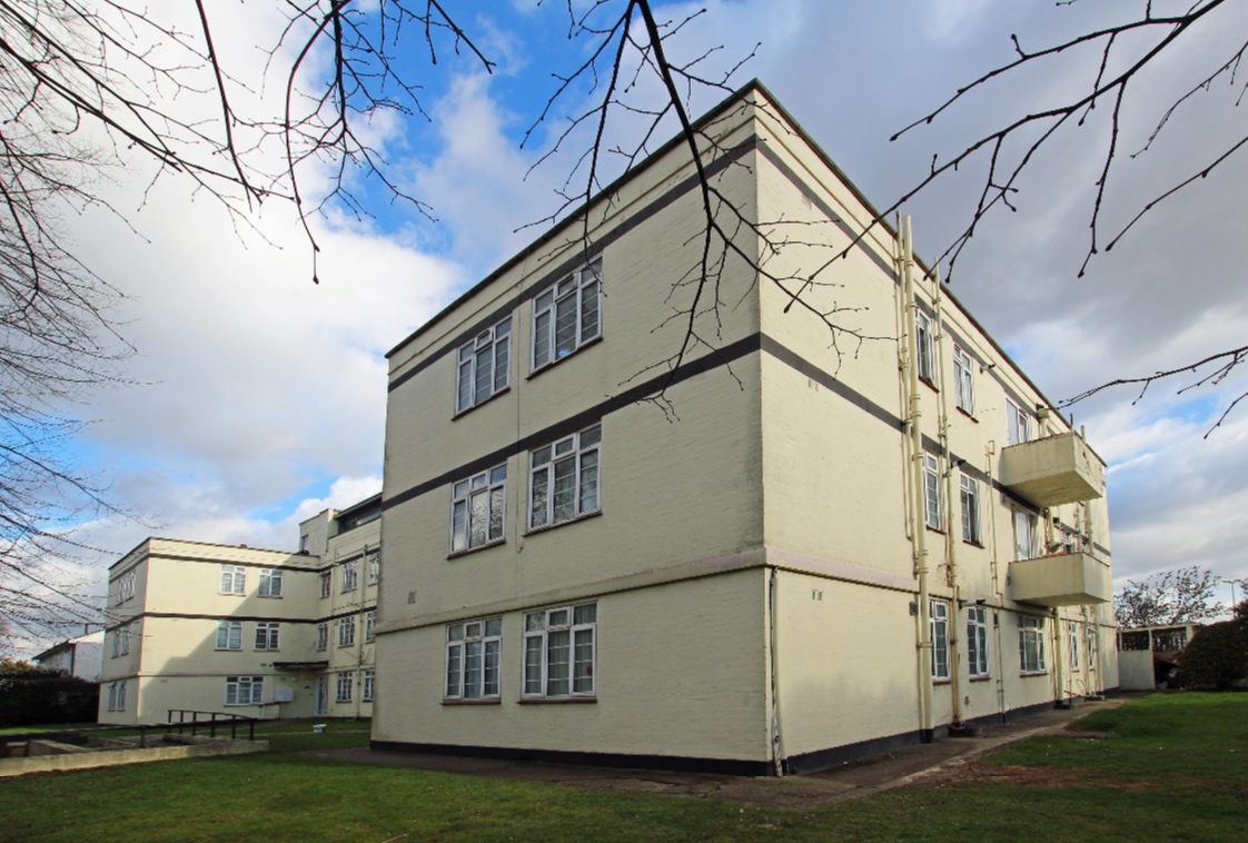 Osterley 3 Bed Flat, Thornbury Court, TW7 To Rent Now for £2,100.00 p/m