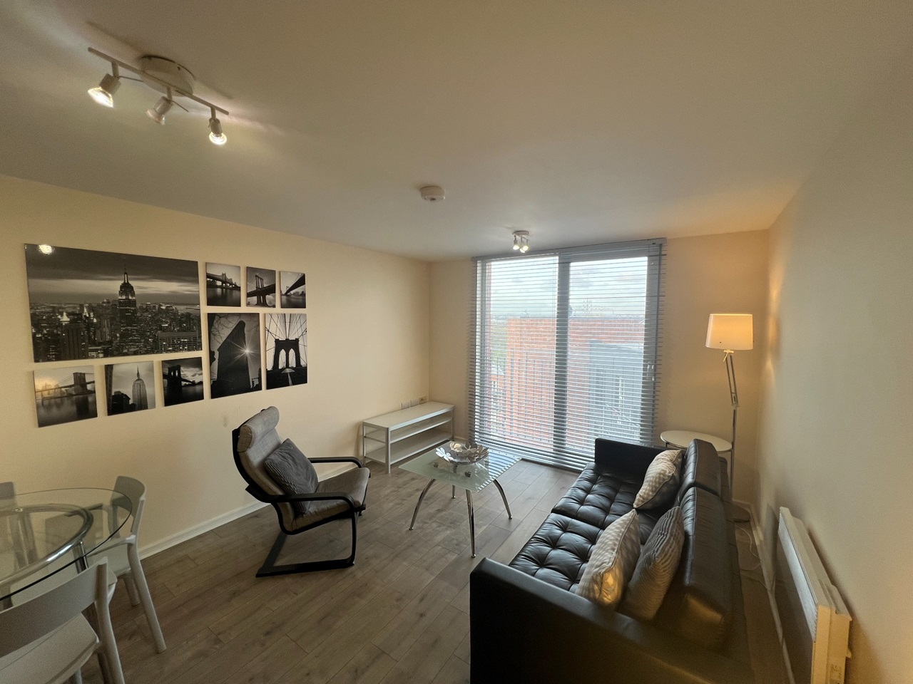 Manchester 1 Bed Flat, Stillwater Drive, M11 To Rent Now for £935.