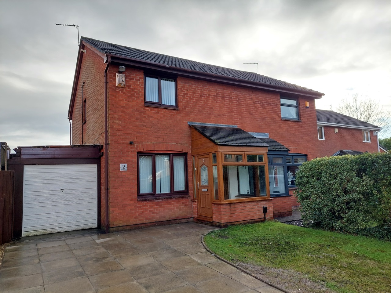 Liverpool 3 Bed SemiDetached House, Ravenfield Close, L26 To Rent