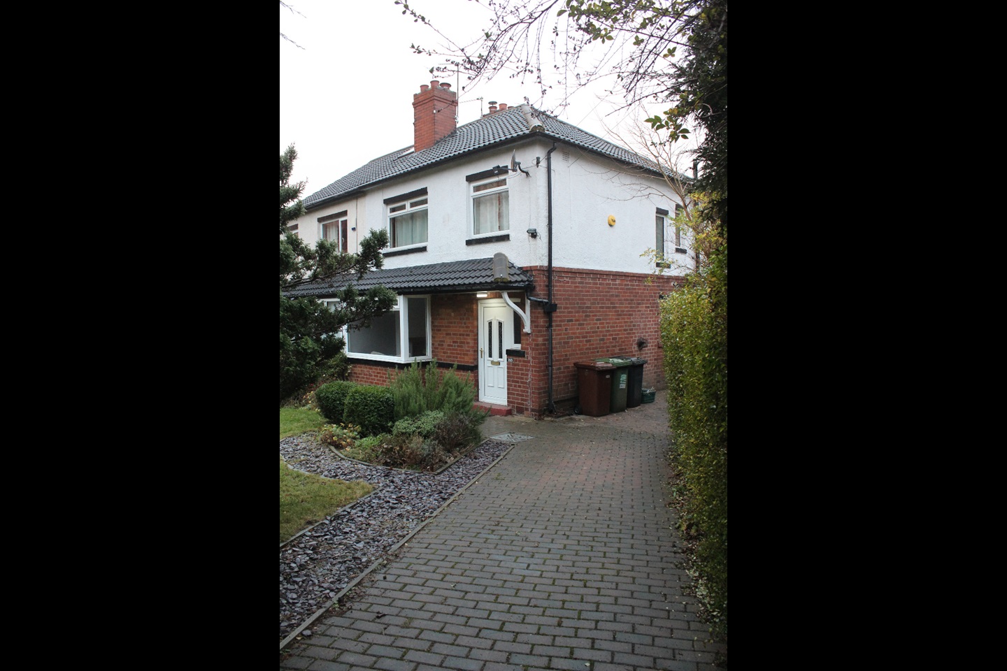 Leeds 3 Bed SemiDetached House, Wensley Drive, LS7 To Rent Now for