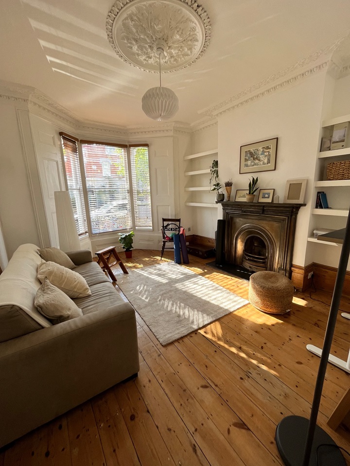 London 1 Bed Flat, Florence Road, N4 To Rent Now for £1,900.00 p/m
