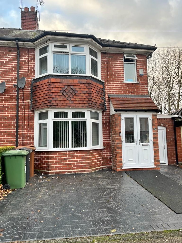 Darlaston 3 Bed SemiDetached House, Avenue Road, WS10 To Rent Now